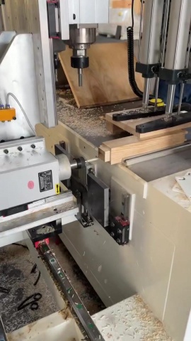 CNC-桌腳加工成型